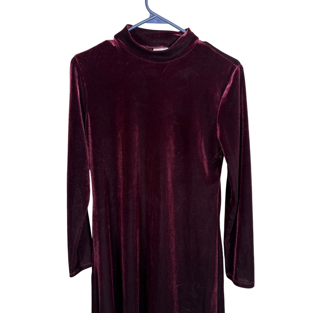 New Moves Burgundy Velvet Mock Neck Long Sleeve Mini Dress Size M - Picture 2 of 5